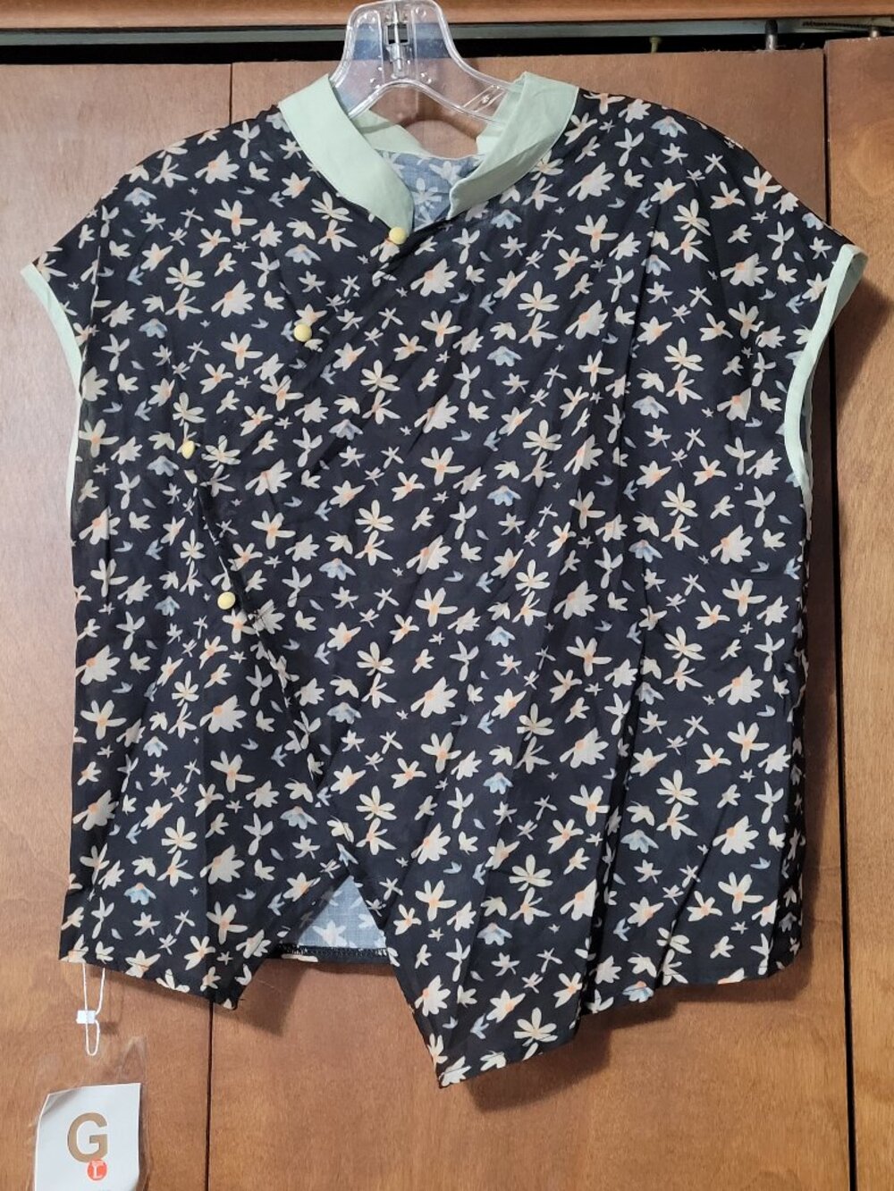NWT Mandarin collar blouse Large